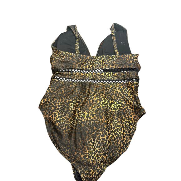 Swimsuits For All Leopard Print One-Piece Swimsuit – Size 18 – Mesh Trim - Picture 3 of 8